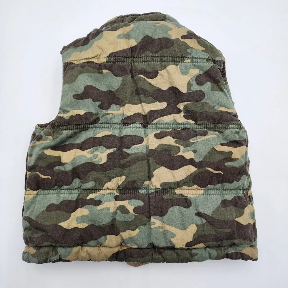 Oshkosh Reversible green camo camouflage/corduroy tan vest‎ Boys size 18 months